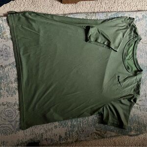 NIKE Men's Green T-Shirt